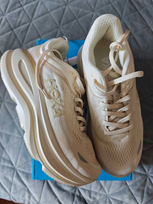HOKA W Bondi 9 - Mărimea 39 1/3 (24.5 cm)