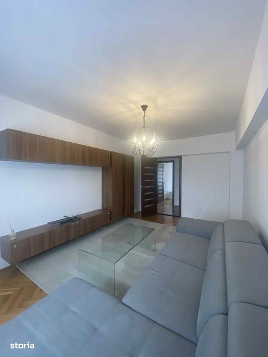 Chirie,Ap.4 camere,Soarelui