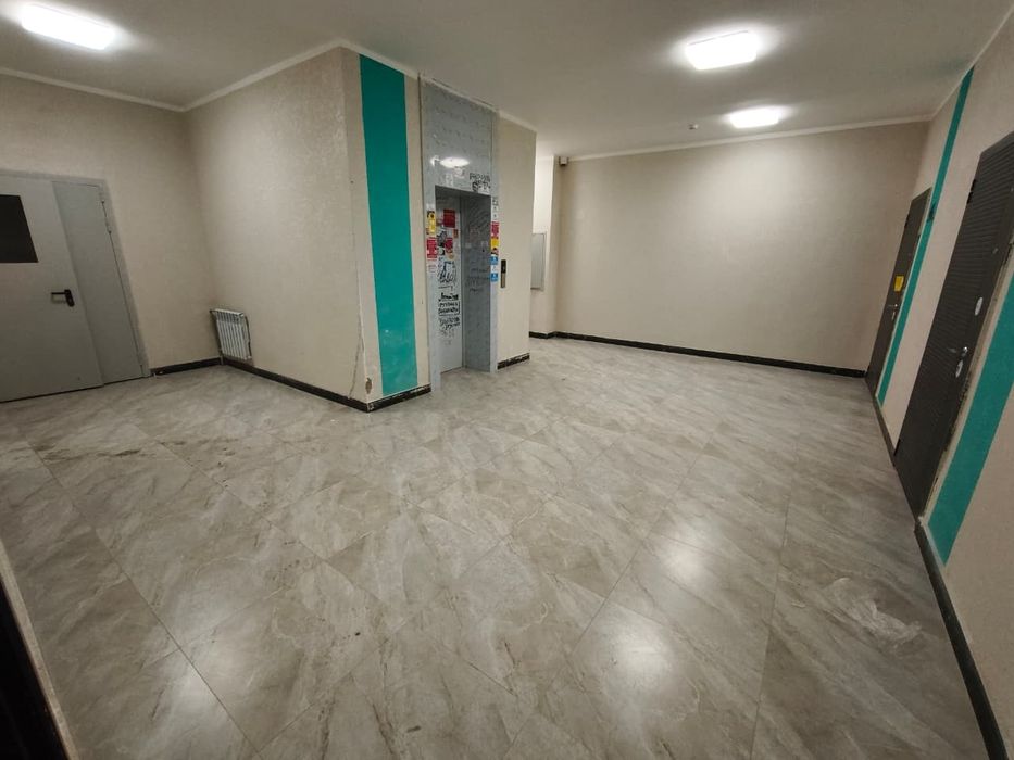 Продам  1 ком. 49,1 кв.м  левом берегу