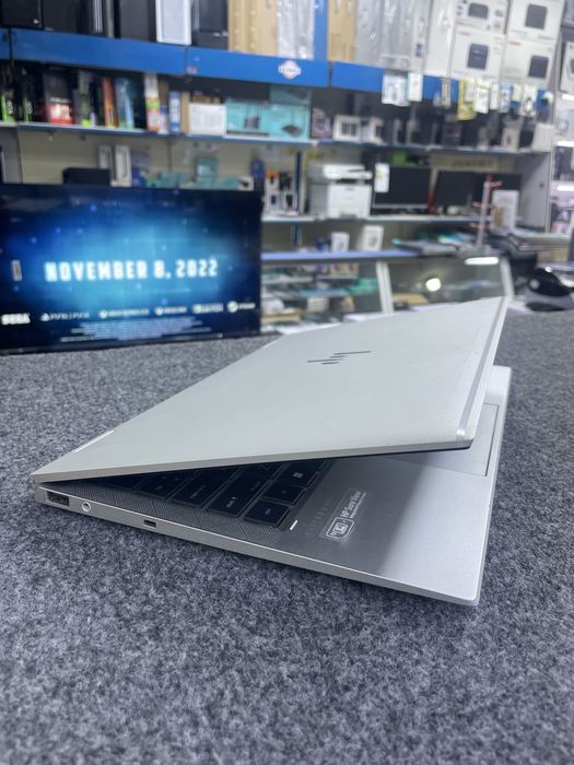 Hp elitebook ( seri) grey colour