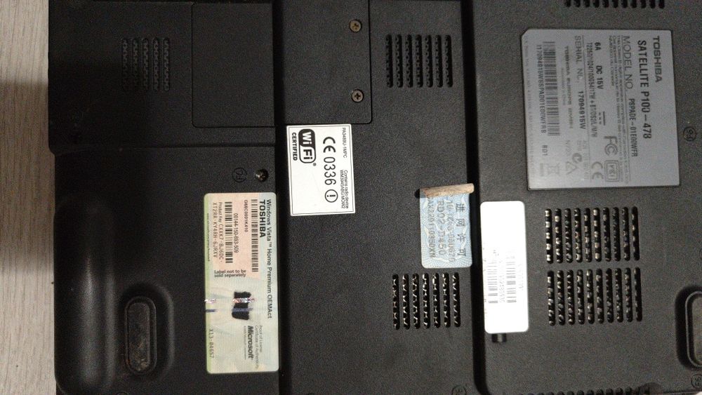 Vand Laptop Toshiba in stare buna,dar trebuie incărcator la el