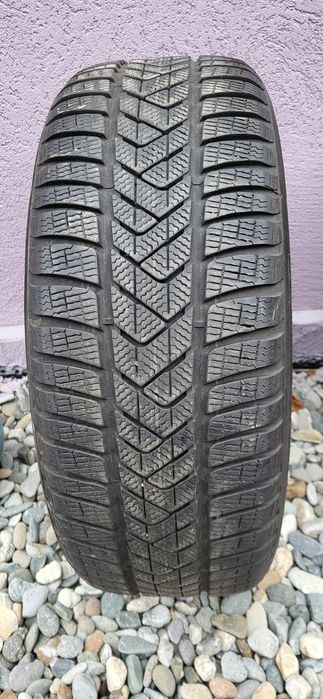 Anvelope 225 60 17 pirelli