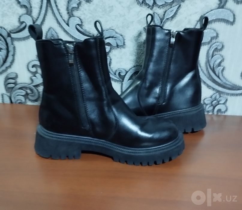 Ботинки женские.