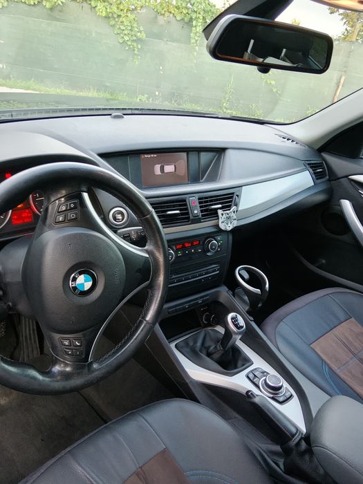 BMW X1 2010 — imagine 4