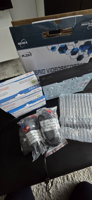 Kit/sistem supraveghere video cu 4 camere 2 MP Full HD ENVIO