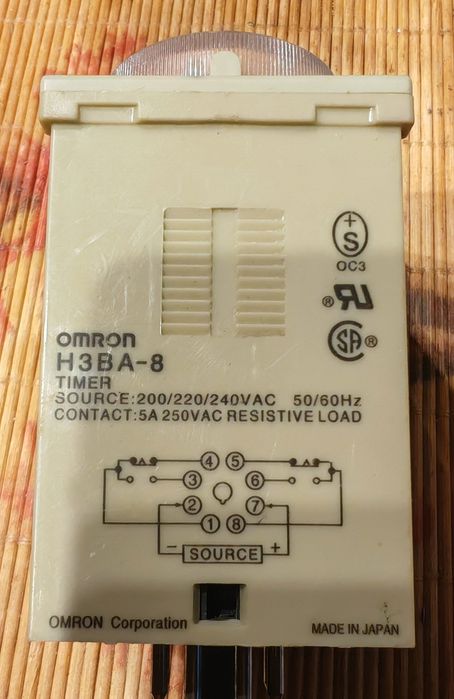 Таймер OMRON 220В 5А