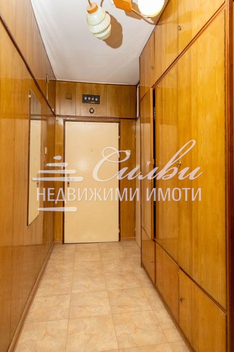 Продава се Тристаен апартамент в Шумен, Болницата - 88 кв.м за 1177 €/кв.м - Снимка #11