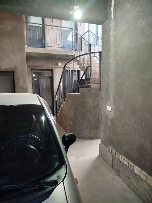 Новый двухэтажный дом в Яккасарайском районе за 130.000