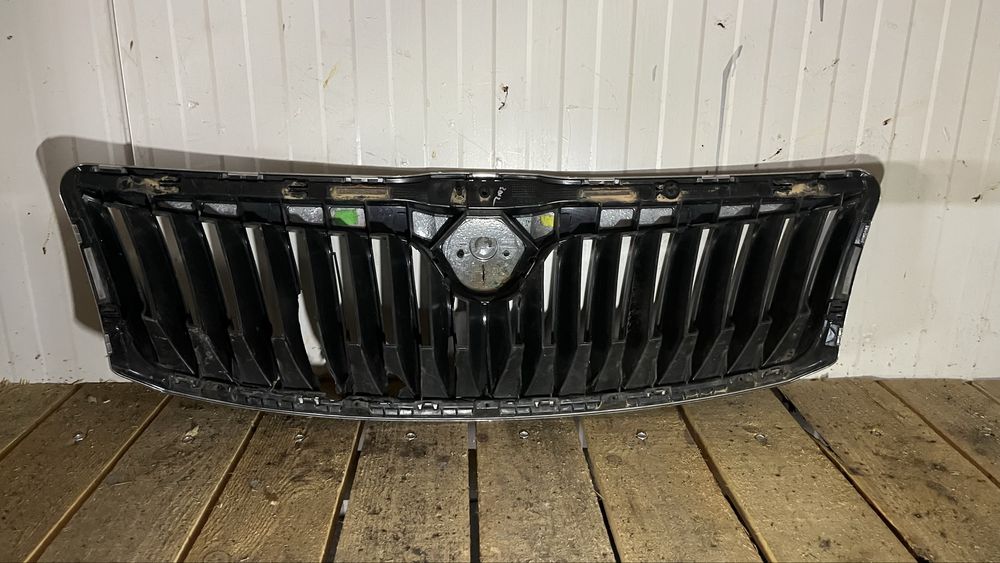 Предна решетка Skoda Octavia 2 Lift