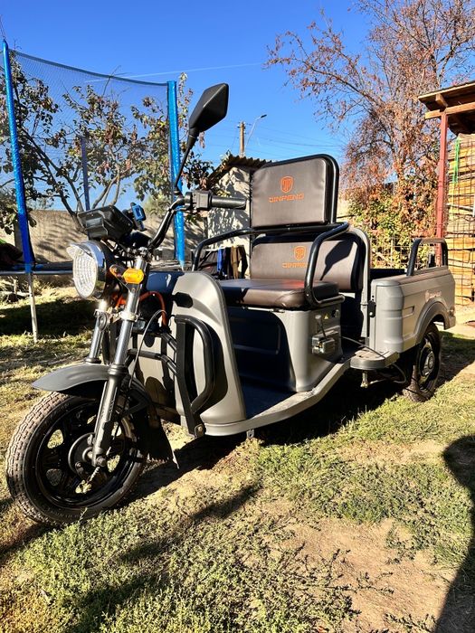 Motociclu Jingpeng primul propietar an 2024