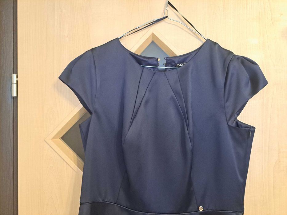 Чисто нова рокля Dika хл размер