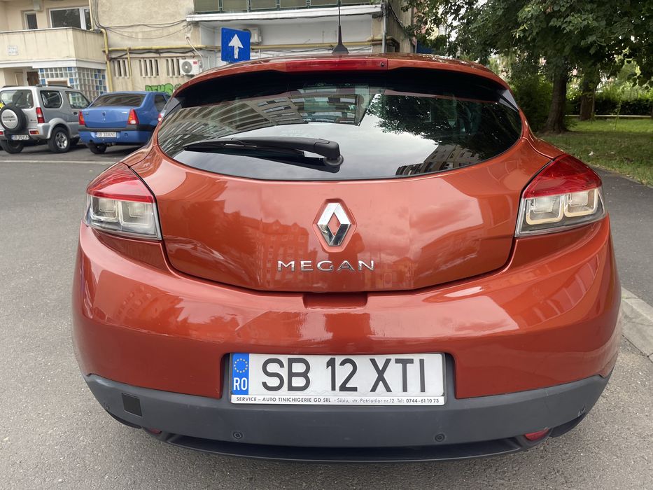 RENAULT Megane 2010 — imagine 3