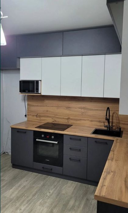 Кухни на заказ любой сложности