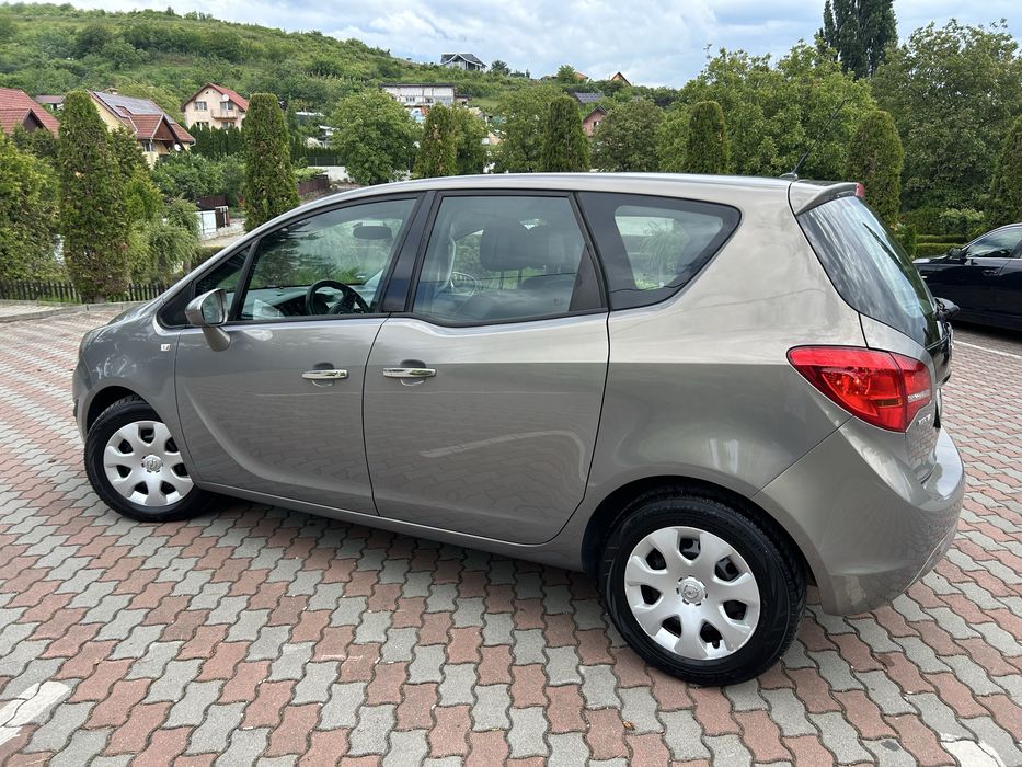 -Opel meriva facelift-1.4benzinaECOFELX-120cai-euro5-2011-adusa din germania-