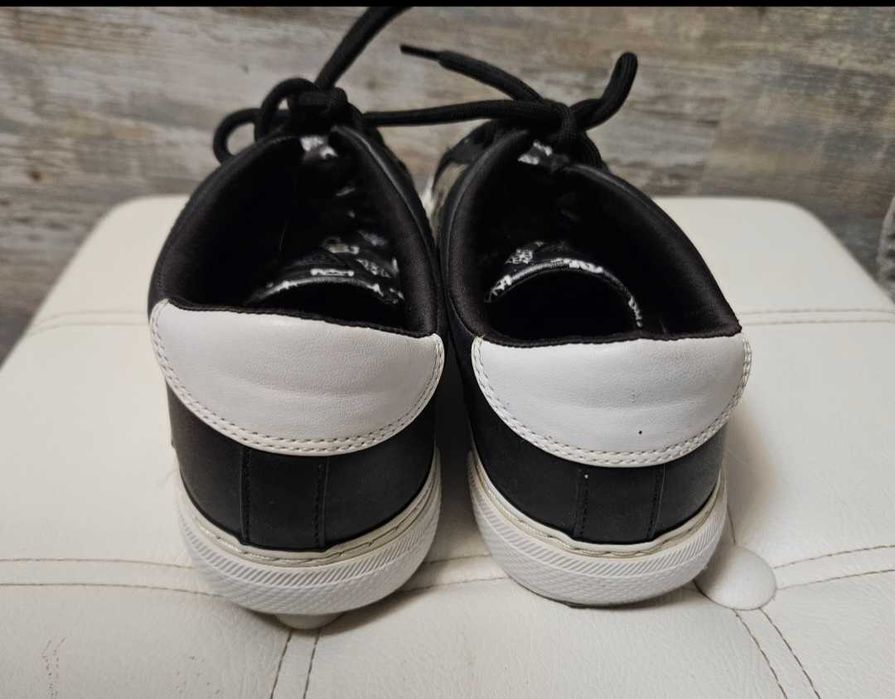 Дамски сникърси Guess