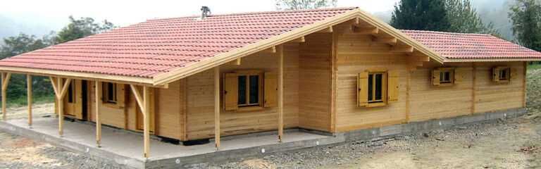 Casa din structura de lemn