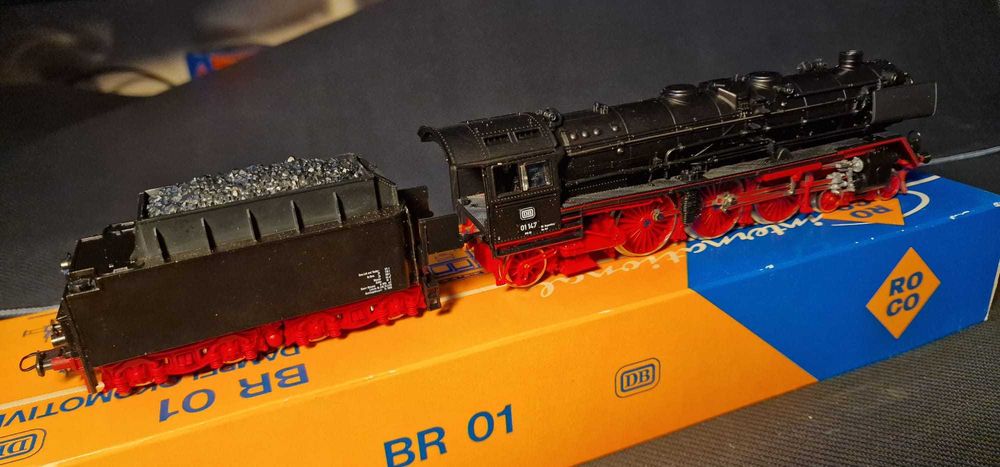 Locomotiva Roco BR01 04119B, HO. DC