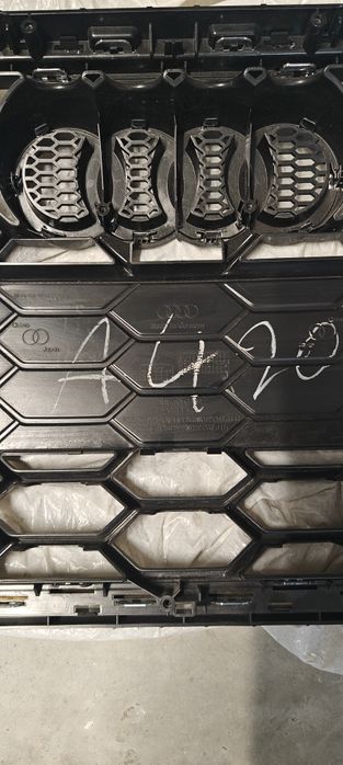 Челна решетка за Audi A5 8t, челна S-line решетка за A4 S4 B9 8w Facel