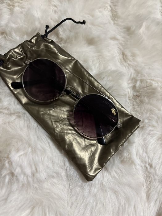 Vand ochelari de soare lacoste