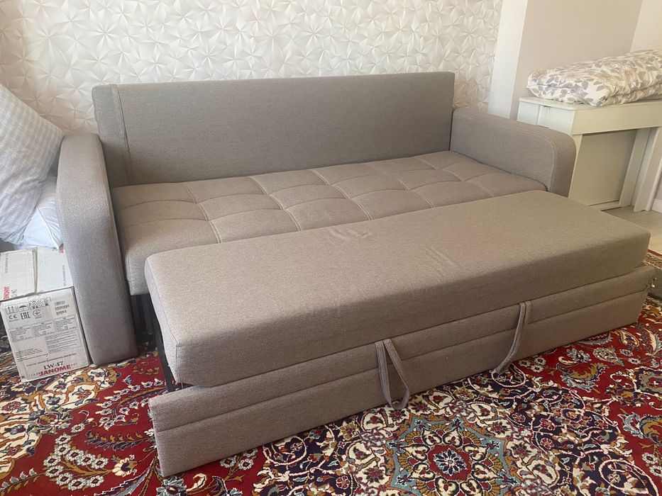 Продам диван срочно