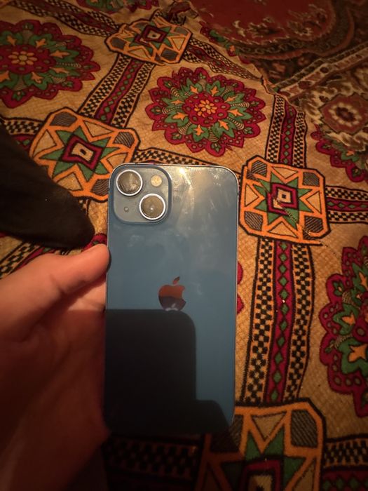продам iPhone 13 в идеальном состояний наличка