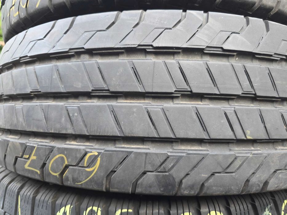 2бр Летни гуми за БУС 195 65 16 С - Continental - DOT 2022