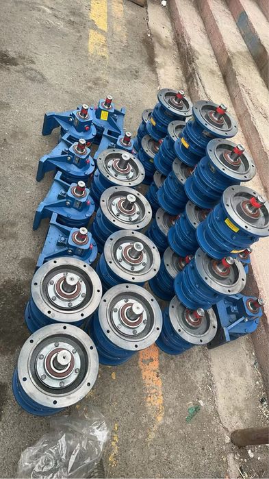 Мотор редуктор вивратор