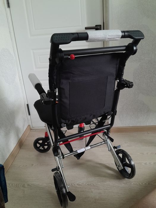 Инвалидная коляска