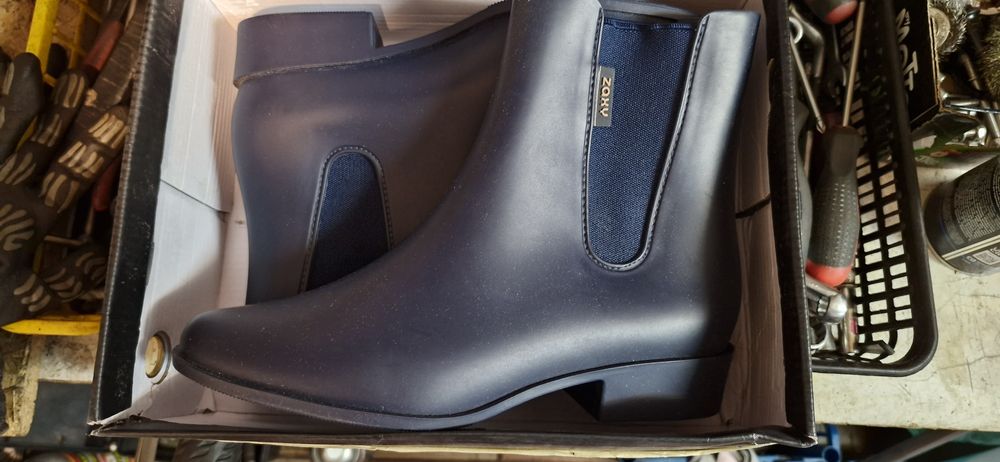 Cizmulițe  noi nr.38