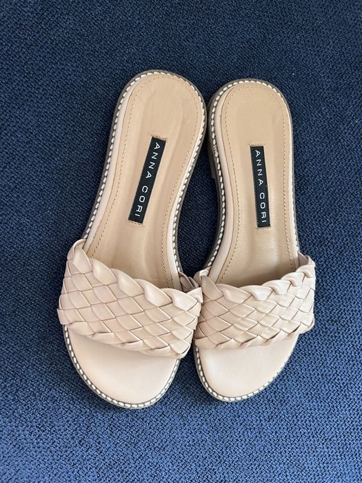 Papuci piele marime 36