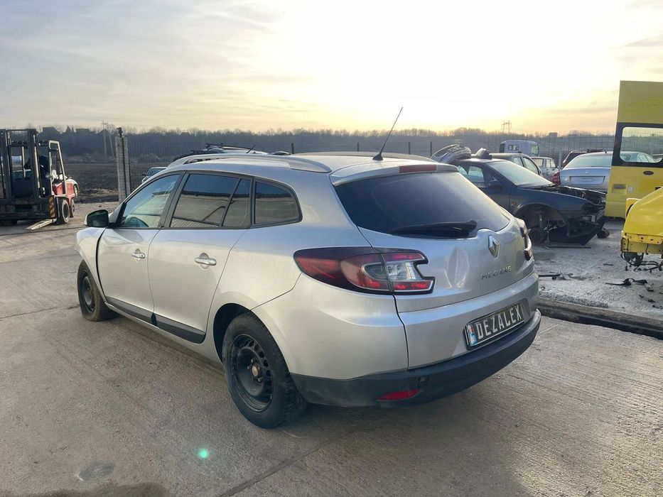 Dezmembrari Renault MEGANE 3 1.5 dci