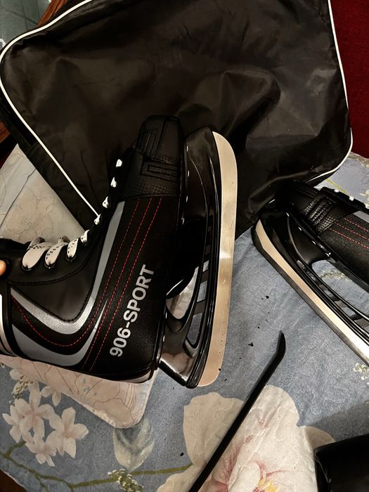 срочно продается Коньки