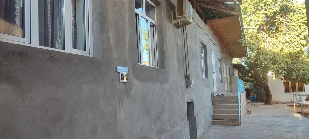 Toshket viloyati ZangiOta tumani Boz suv uchaska sotiladi