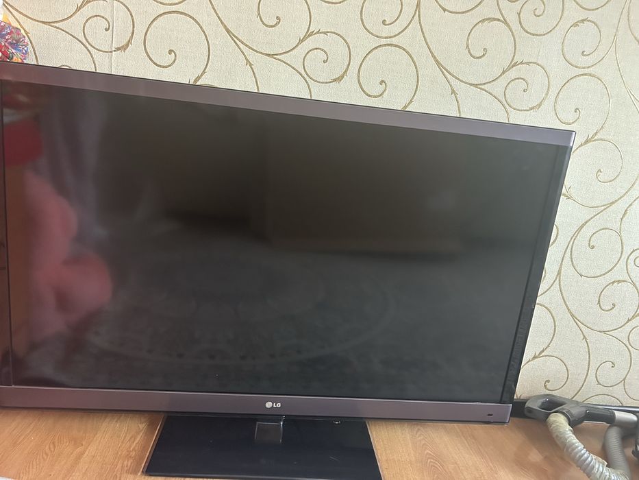 Телевизор модель LG
