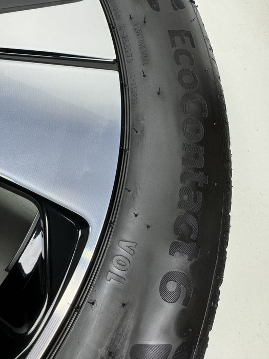 Jante originale Volvo XC 40 pe 18