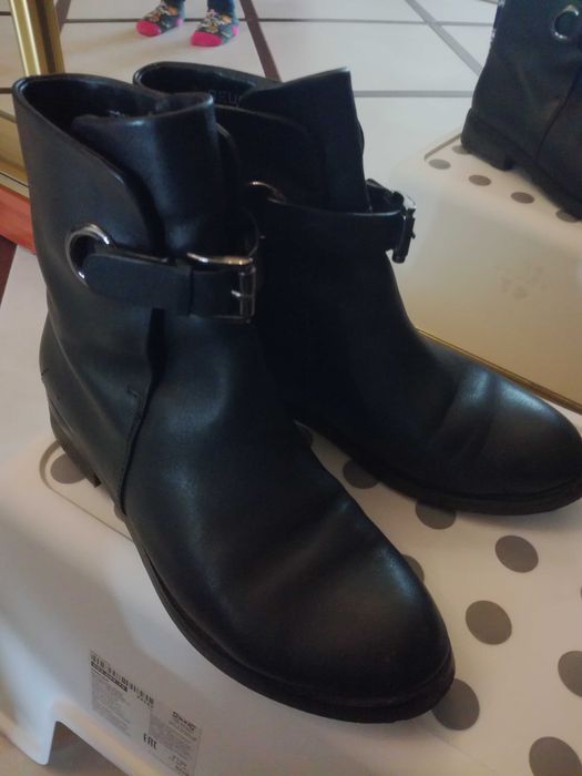 Женские кожаные сапоги