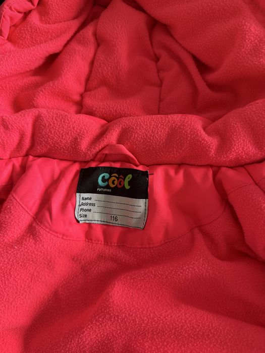 Продам куртку на девочку