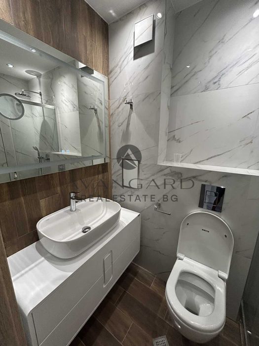 Продава се Четиристаен апартамент в Пловдив, Христо Смирненски - 109 кв.м за 1397 €/кв.м - Снимка #4