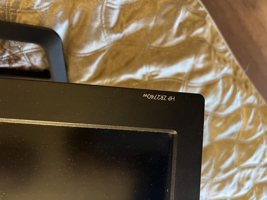 Монитор HP ZR2740w