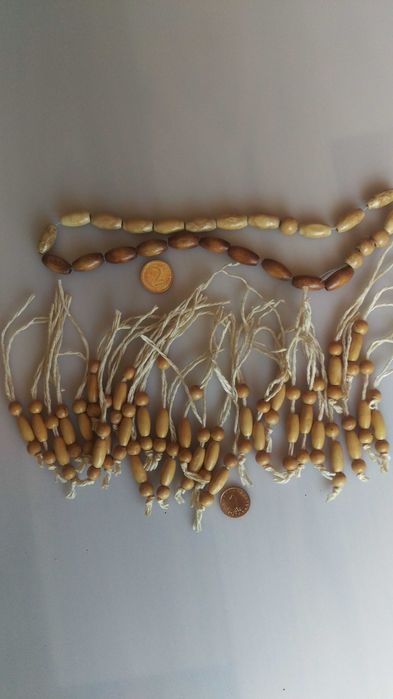 Гердан дървен с мънисто диаметър 28 мм Бижута