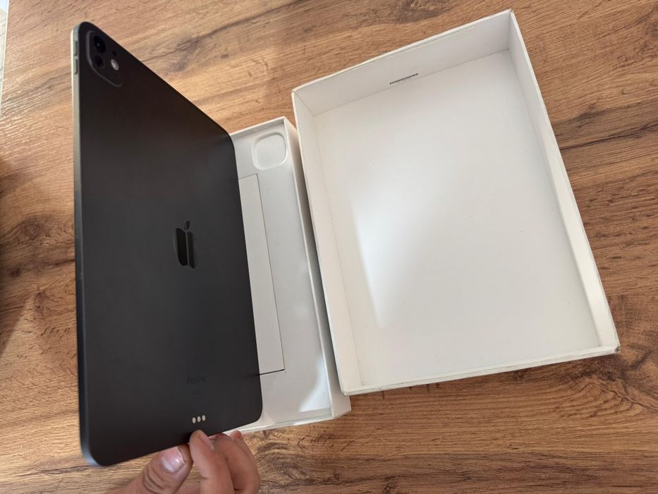 Ipad pro 11 2024 wi-fi 256гб