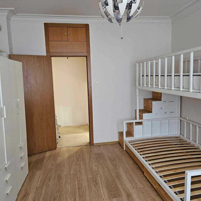 Дава се под наем Тристаен апартамент в София, Яворов - 97 кв.м за 698.19 € - Снимка #3