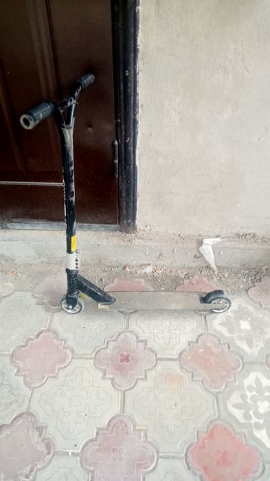 Продам самокат ...
