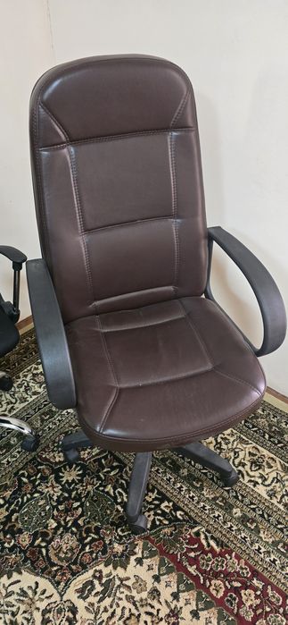Офисный кресло Россиядан келтирган биз