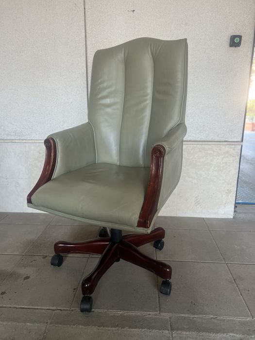 Конферентен офис  стол COUNCILL