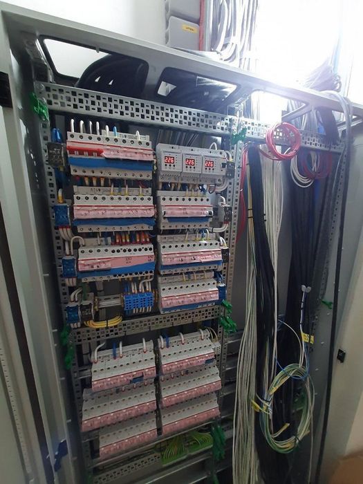 Услуги электрика