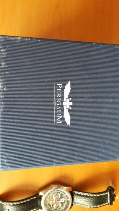 Vand ceas automatic Perigaum