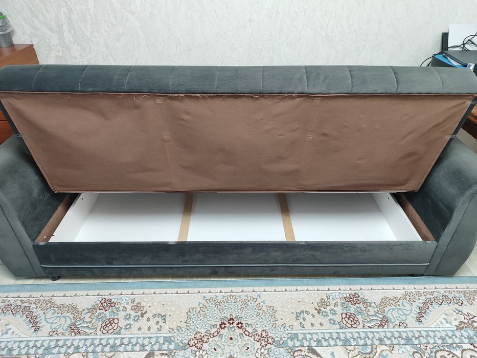 Продам диван б/у