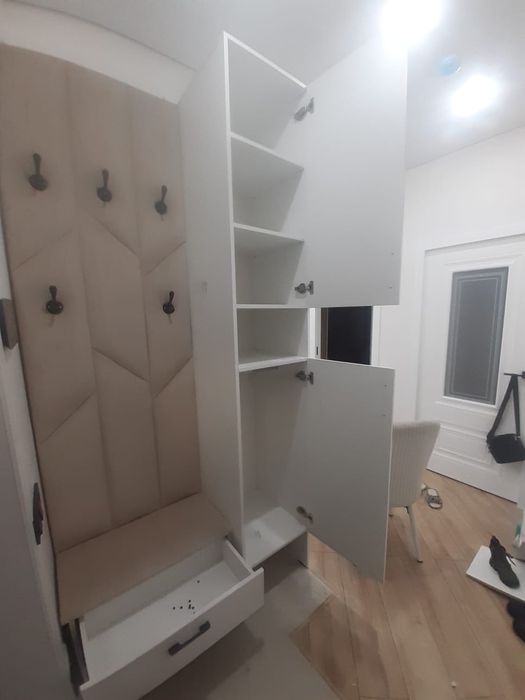 Разобрать мебель и собрать