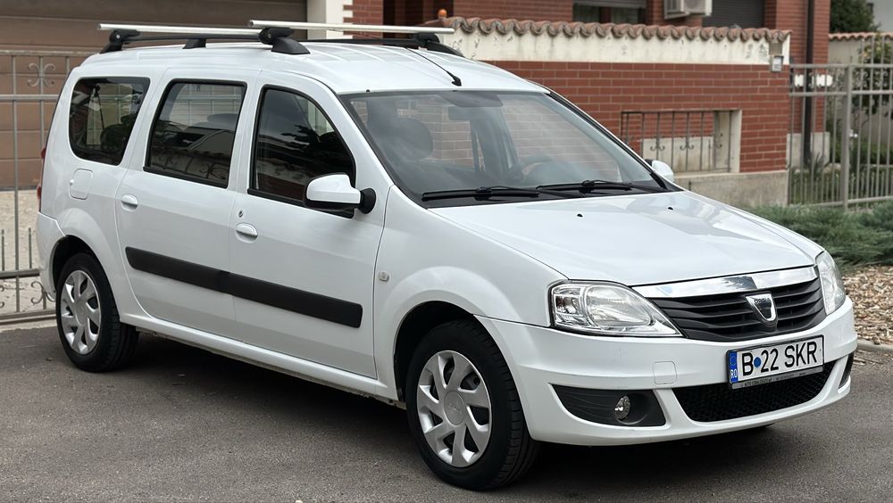 Dacia Logan MCV Black line 7 locuri